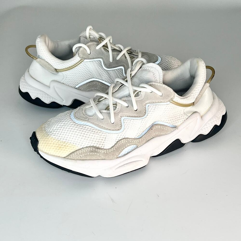 Adidas Ozweego Running Sneakers Shoes Athletic White Grey Women 7.5 / Men 6